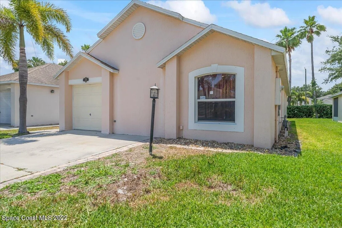 Photo of 2728 Maderia Circle