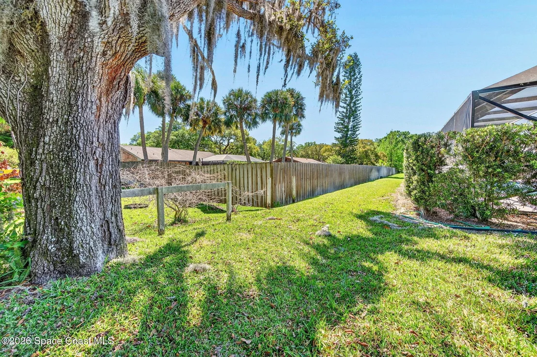 Photo of 1825 Fox Bay Drive