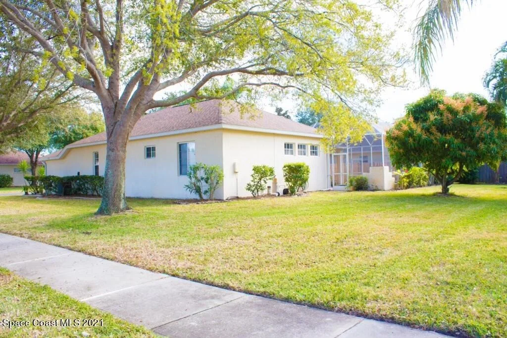 Photo of 5700 Newbury Circle