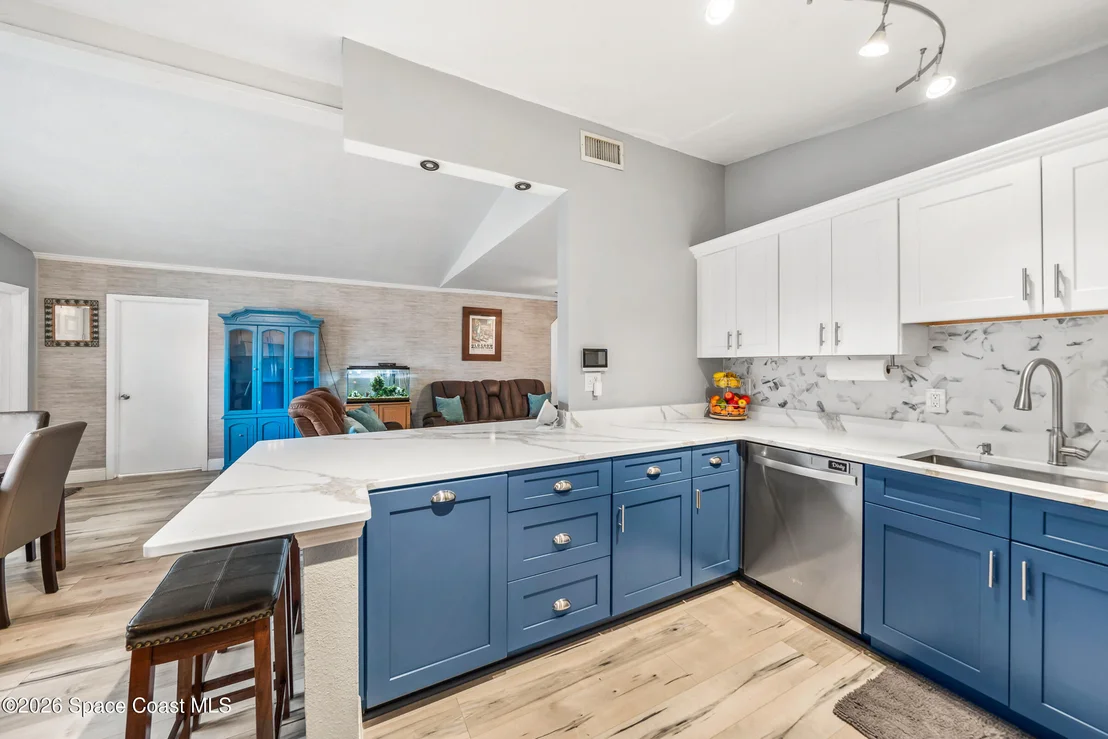 Photo of 251 Avenida Del Sol