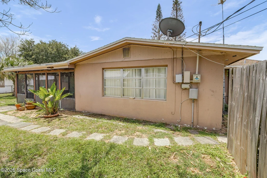 Photo of 1302 Sunwood Drive