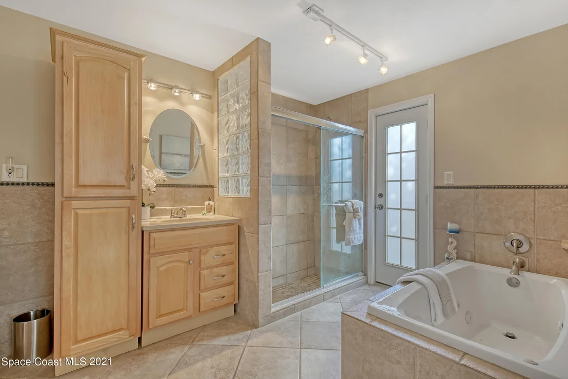 Photo of 444 Sparrow Drive