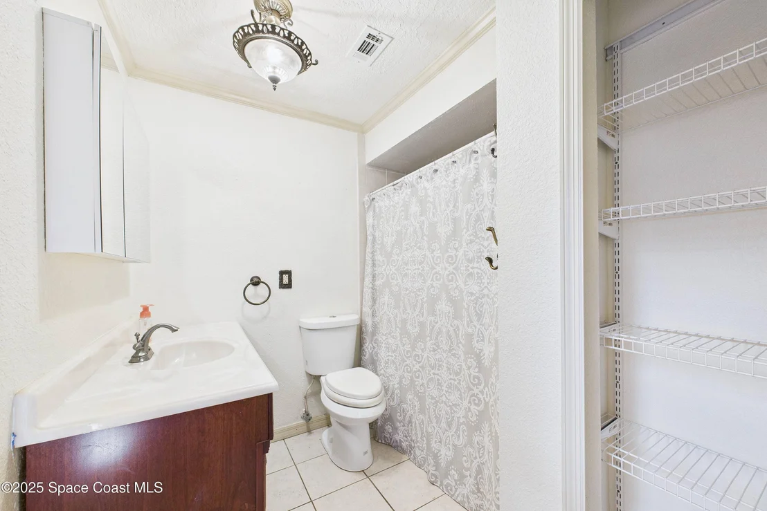 Photo of 3583 James Road