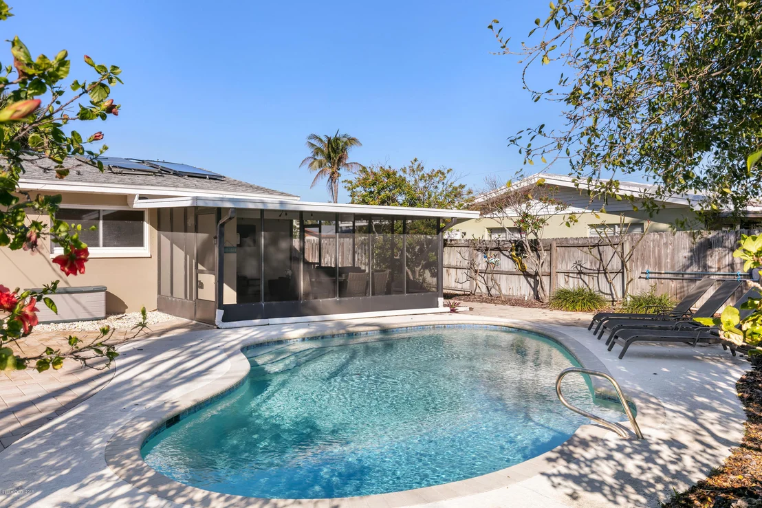 Photo of 225 Pineapple Street