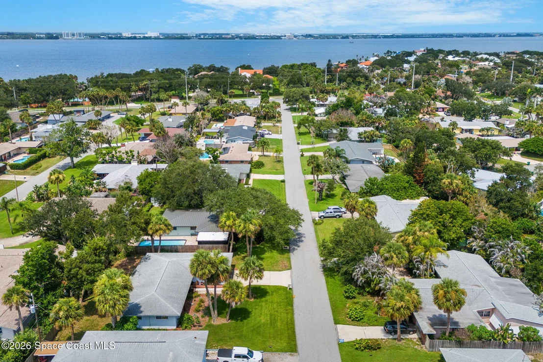 Photo of 545 Seabreeze Drive
