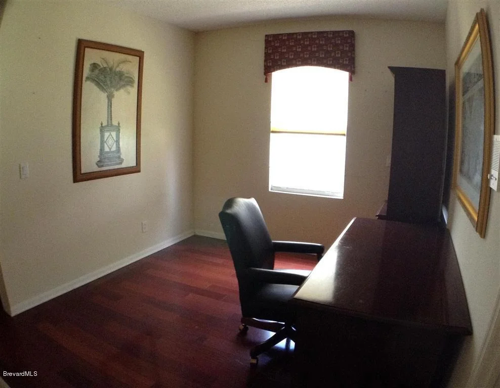 Photo of 989 Riviera Point Drive
