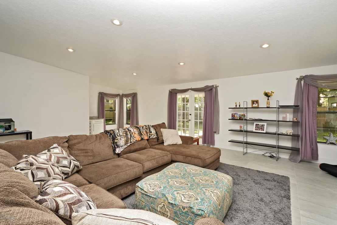 Photo of 4250 Skyway Drive