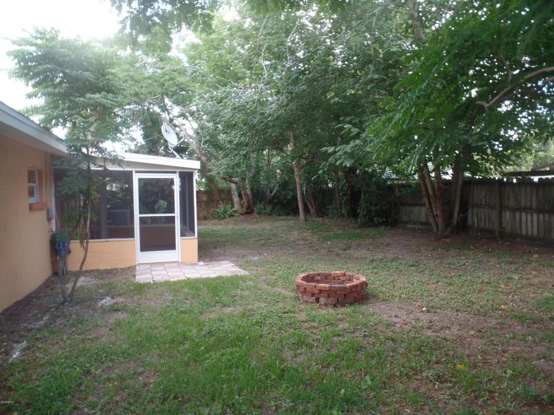 Photo of 975 Miracle Way