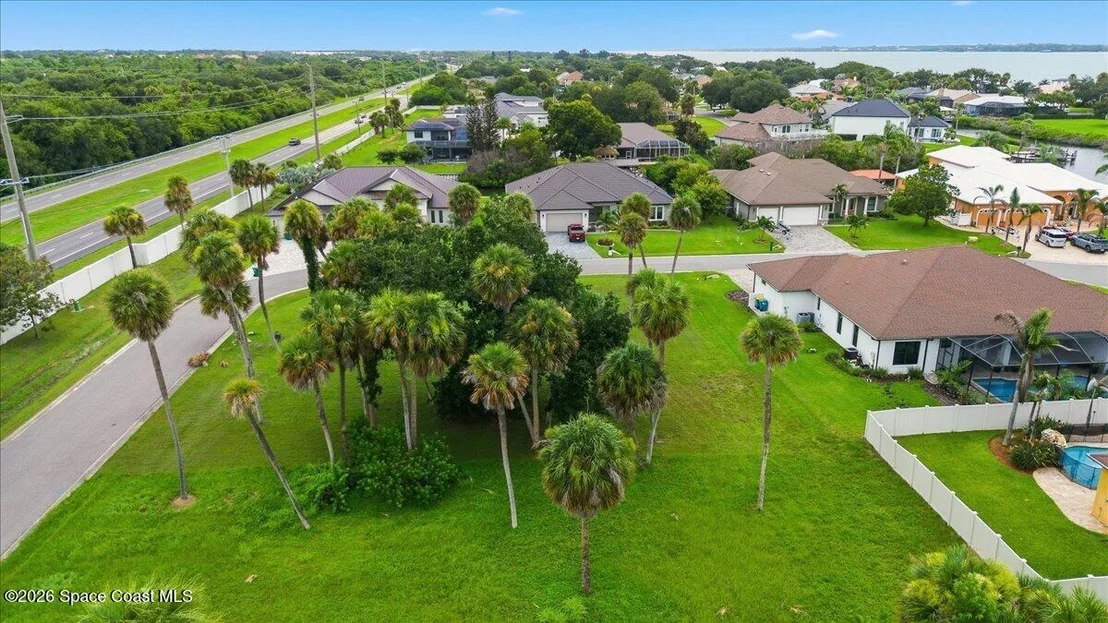Photo of 505 Topsail Drive