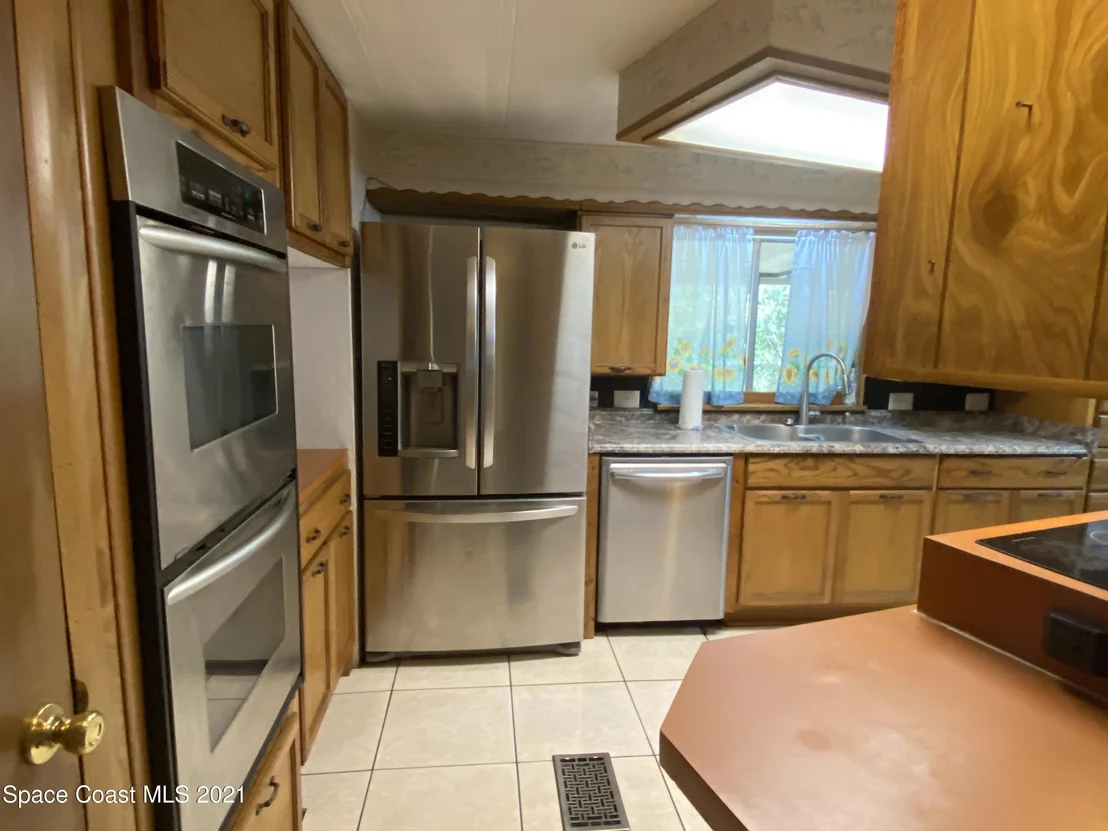 Photo of 2333 Parrish Road