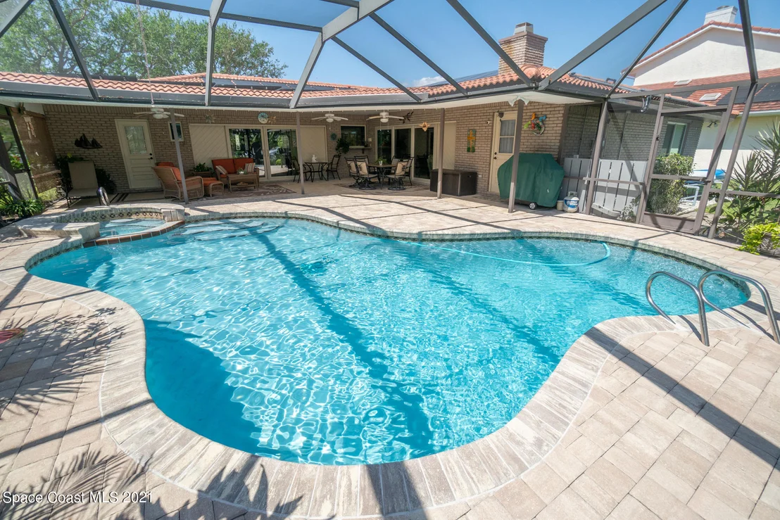 Photo of 539 Lanternback Island Drive