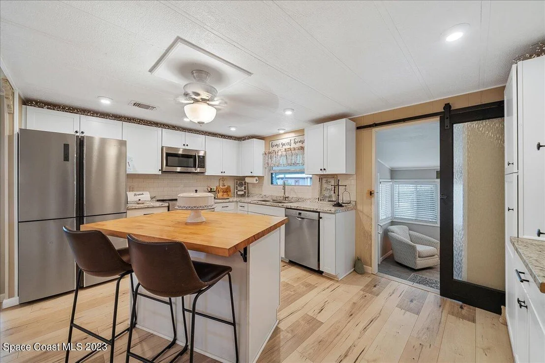 Photo of 1878 Coco Plum Street NE