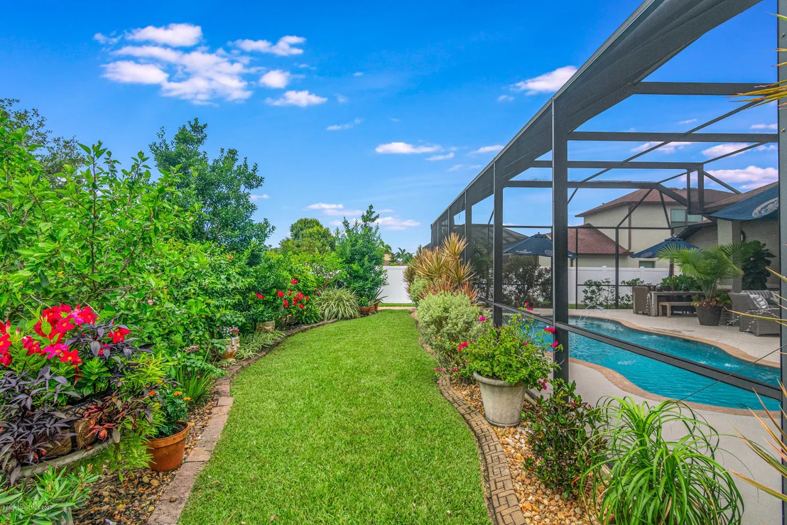 Photo of 1389 Outrigger Circle