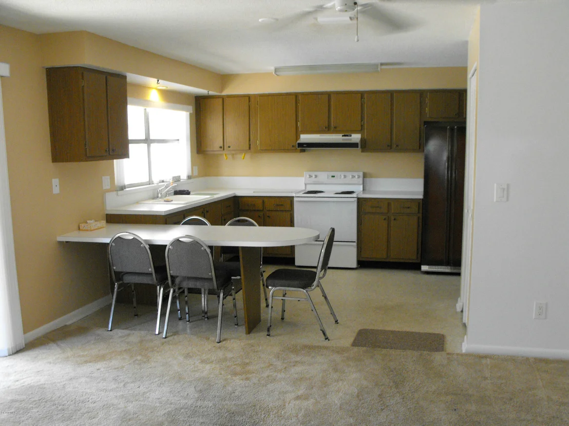 Photo of 958 Brett Circle