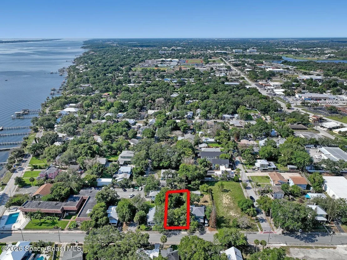 Photo of 107 Oak Street