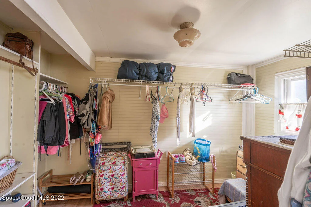 Photo of 1698 Guava Avenue