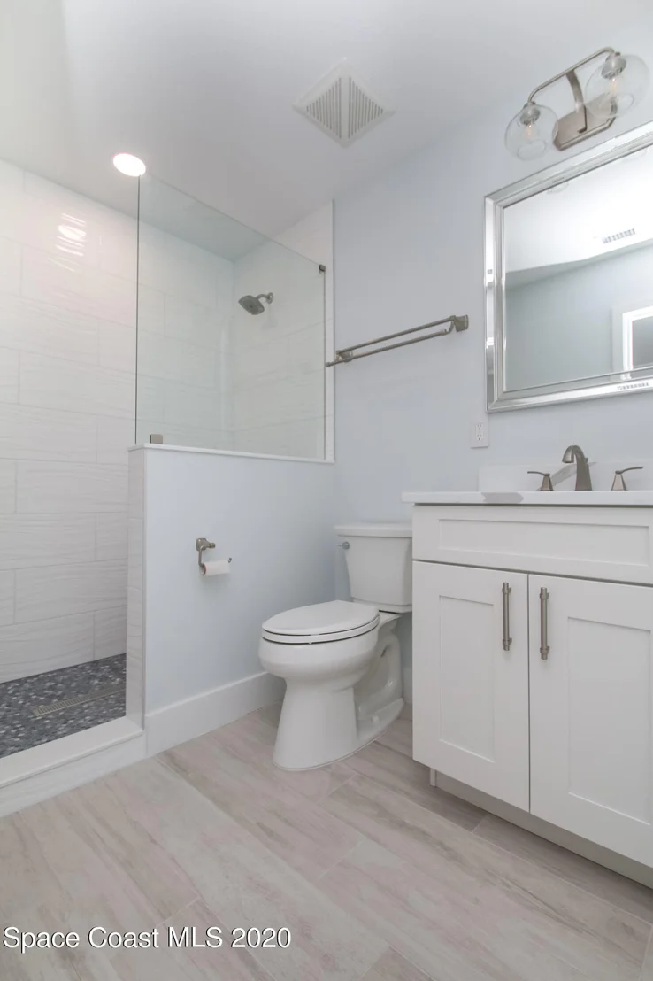 Photo of 501 Riverside Drive
