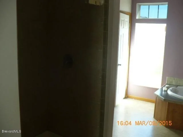 Photo of Unit 184 at 694 Outer Drive