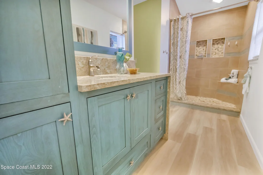 Photo of 276 Mcclain Drive