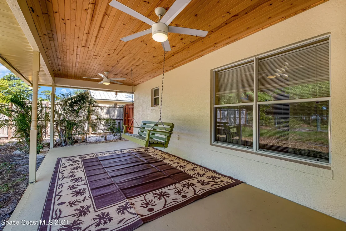 Photo of 890 Spirea Drive