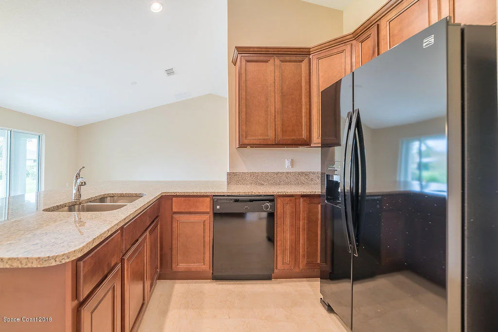 Photo of 1048 Landsdowne Drive
