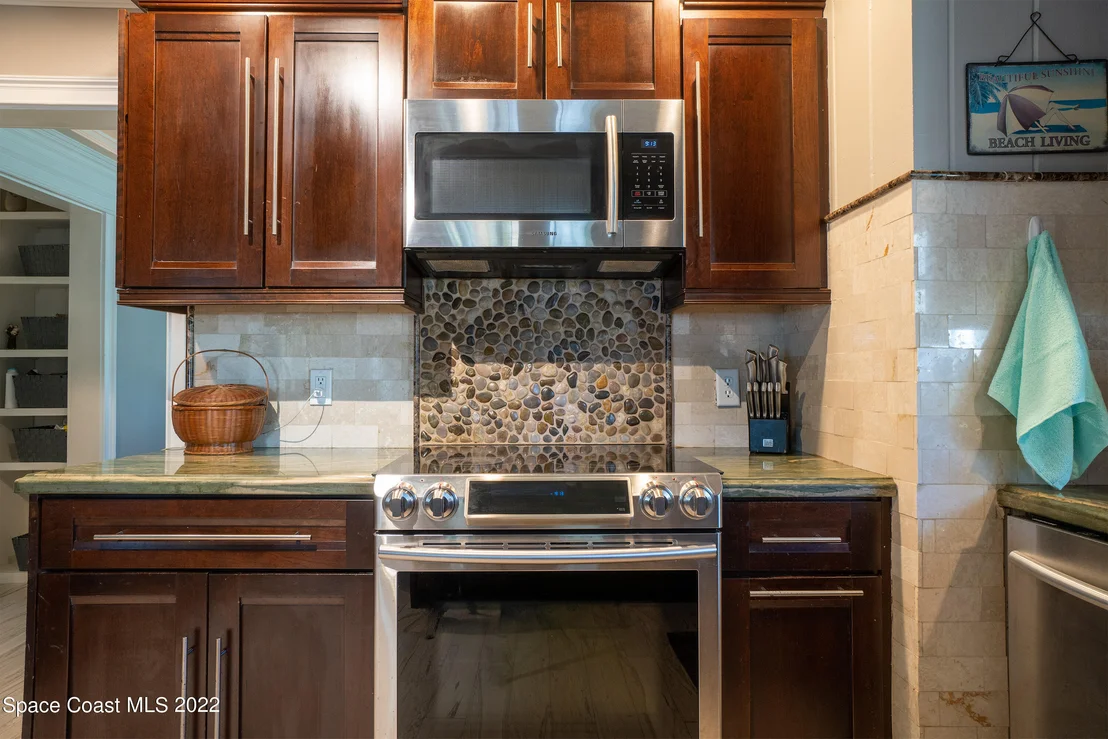 Photo of 230 Rita Boulevard