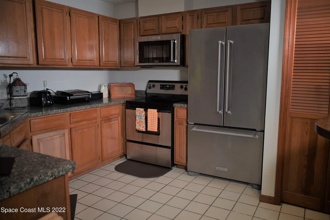 Photo of 854 Ridge Lake Drive