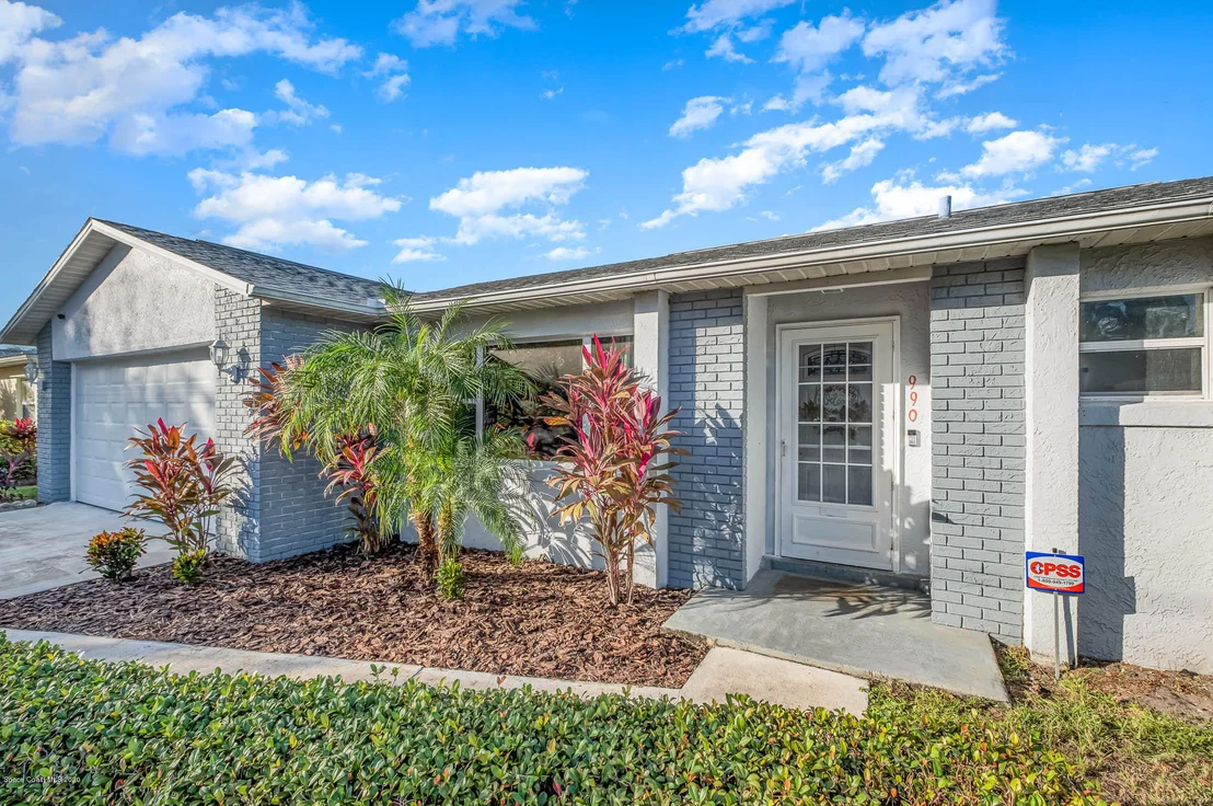Photo of 990 Sycamore Drive