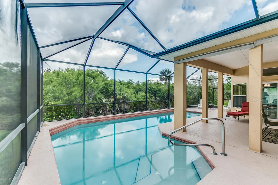 Photo of 4958 Alamanda Drive
