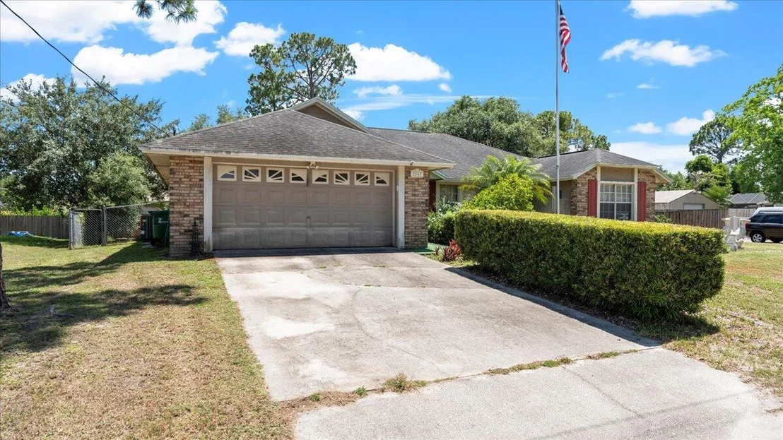 Photo of 5565 Brandon Street