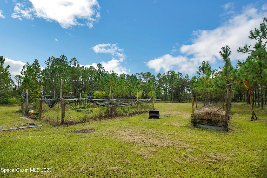 Photo of 1001 Shellcracker Road