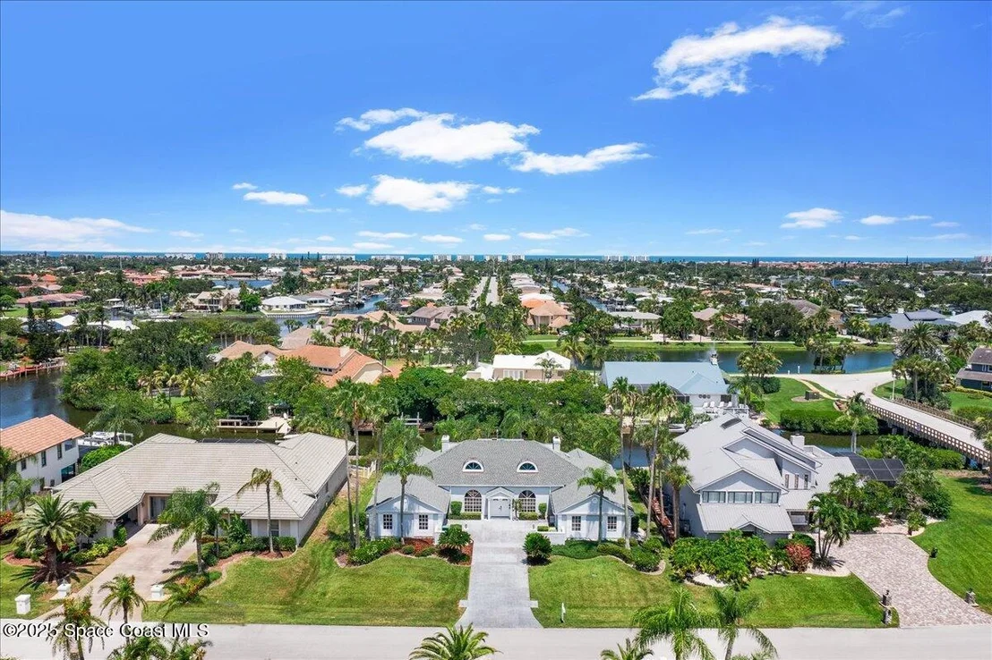 Photo of 489 Lanternback Island Drive