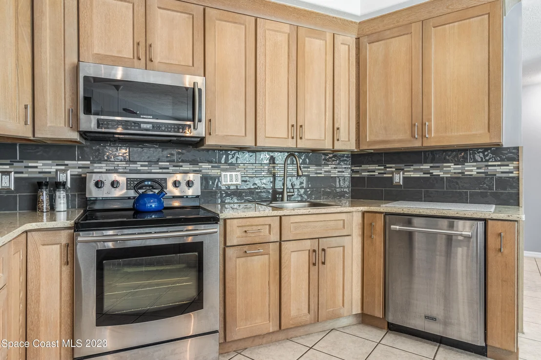 Photo of 437 Eleventh Avenue