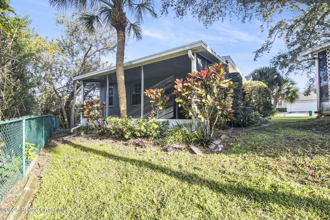 Photo of 1633 Derby Lane
