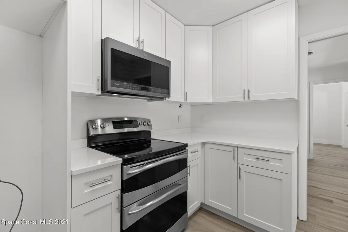 Photo of 151 Cocoa Avenue