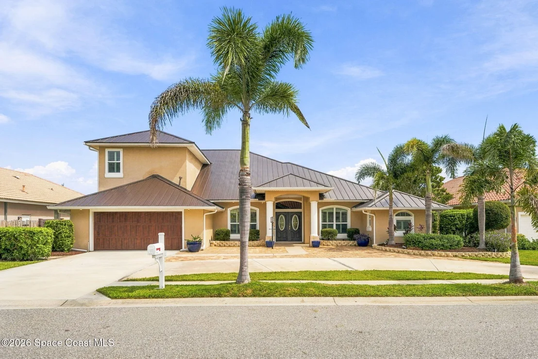 Photo of 241 Waterside Drive