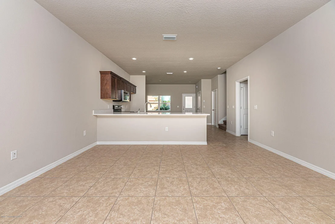 Photo of 475 Dryden Circle