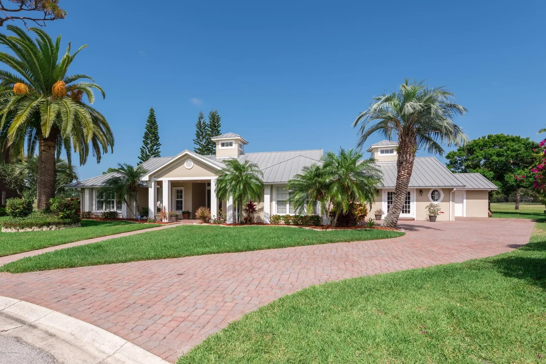 Photo of 491 Pine Needles Court
