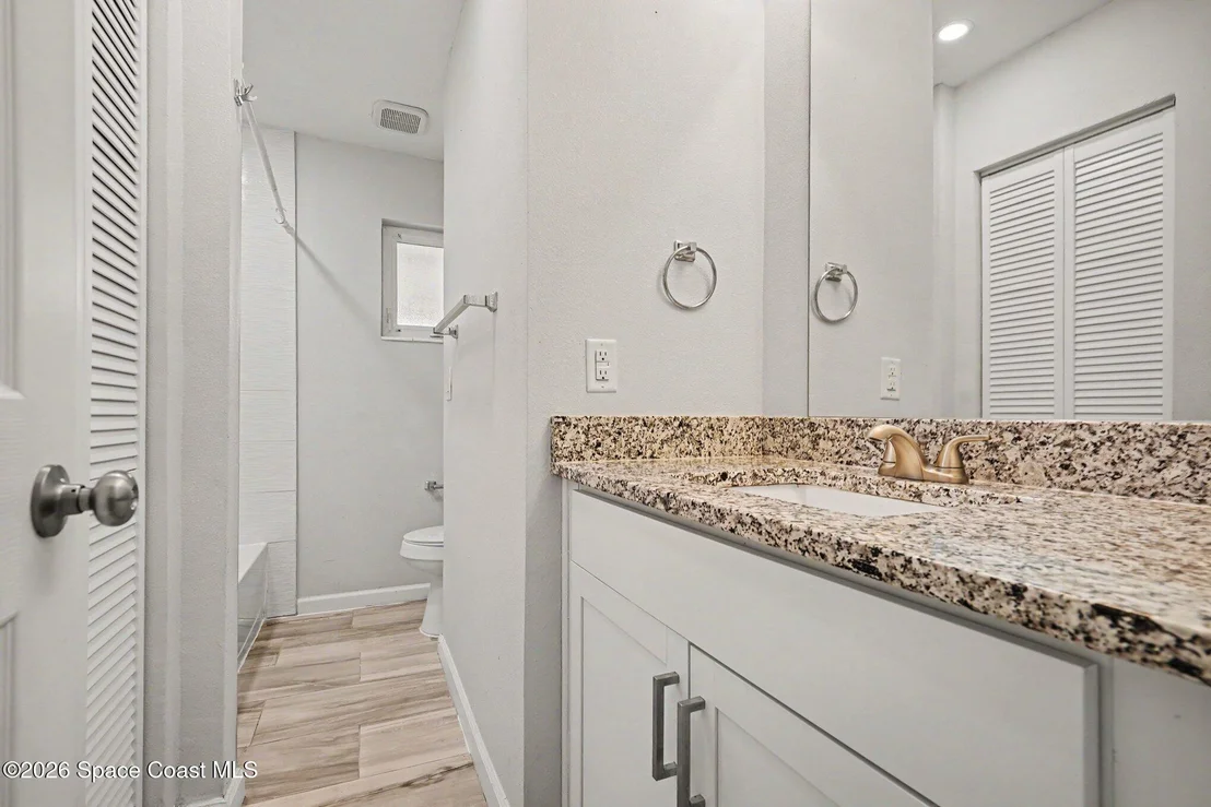Photo of 780 Mohawk Avenue