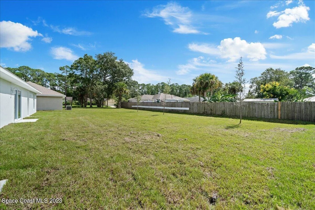 Photo of 5445 Friendly Street