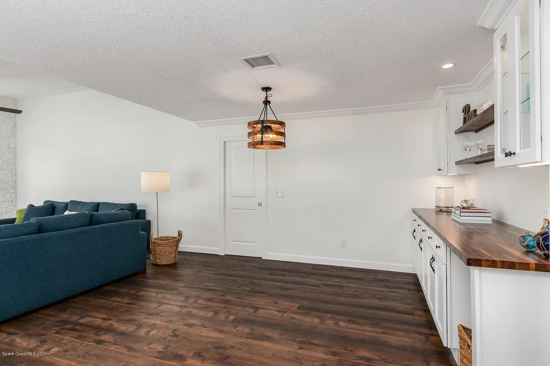 Photo of 610 Hibiscus Trail