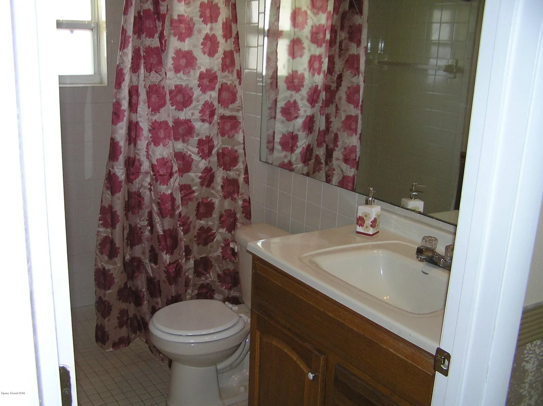 Photo of 1011 Hibiscus Street