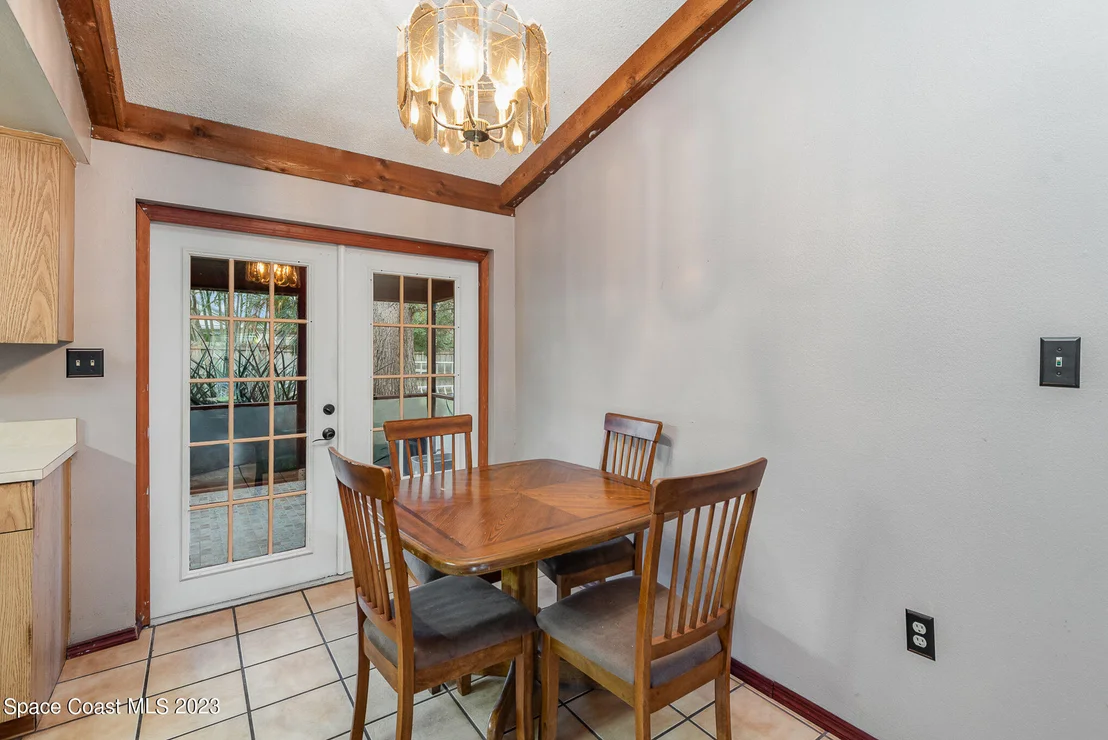 Photo of 6299 Deer Lane
