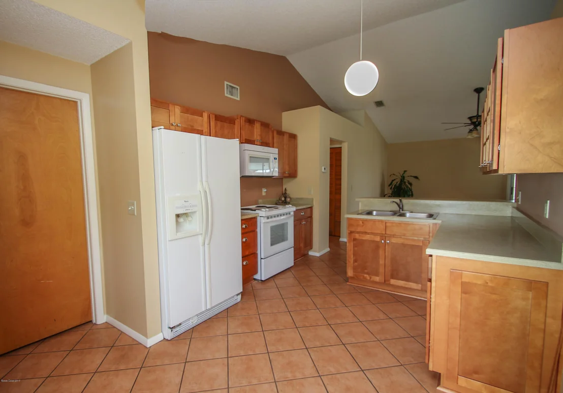 Photo of 5251 Sanbourne Street