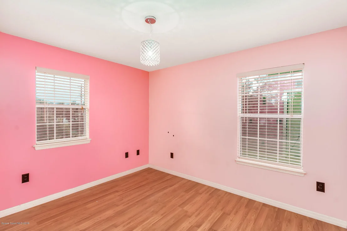 Photo of 314 Iris Street