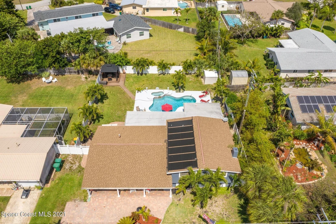 Photo of 1046 Pinetree Drive