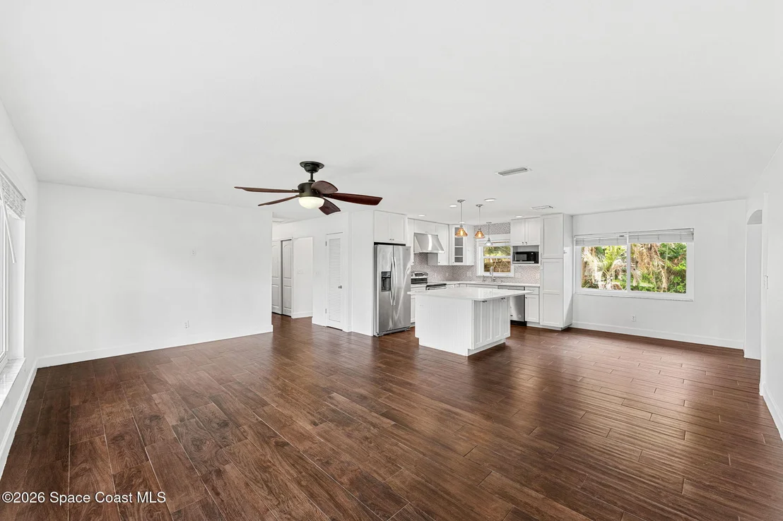Photo of 403 12th Avenue