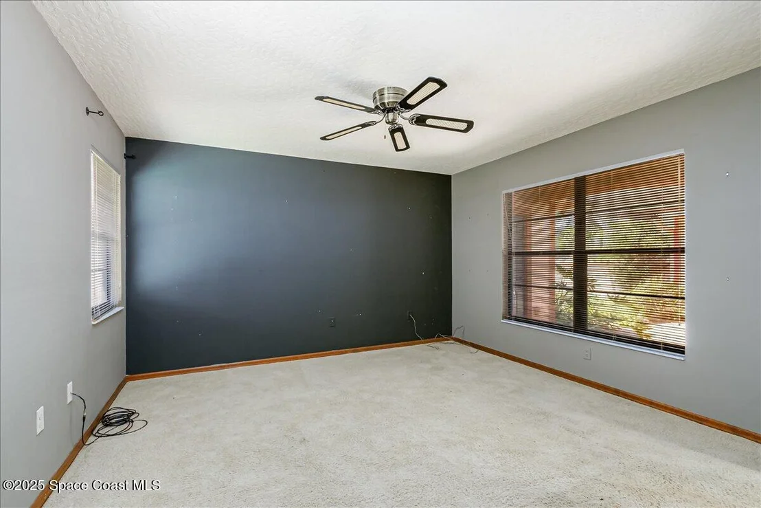 Photo of 883 Ridge Lake Drive