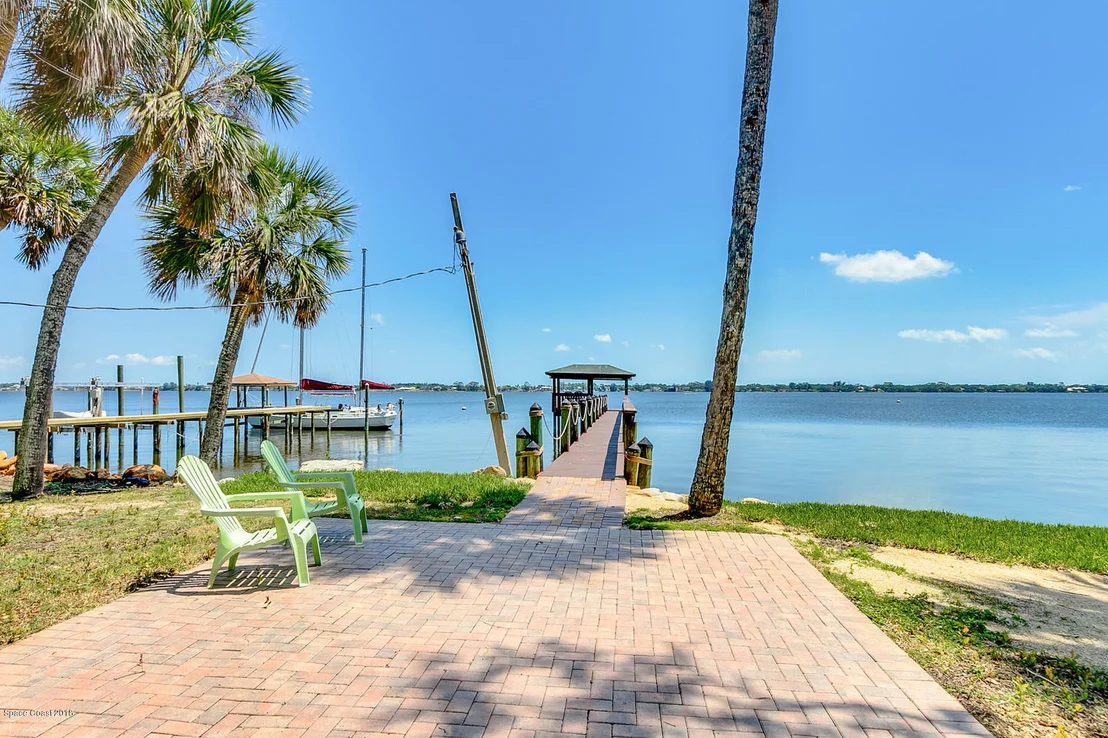 Photo of 2017 Rockledge Drive