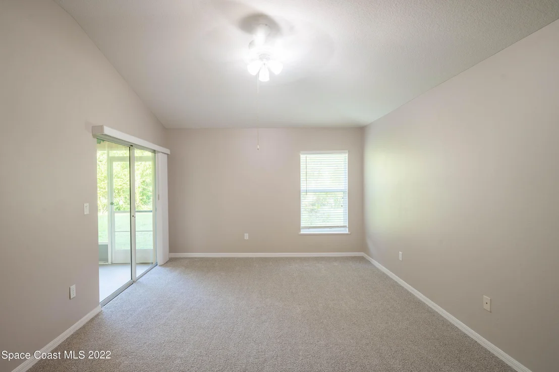 Photo of 904 Tavernier Circle NE